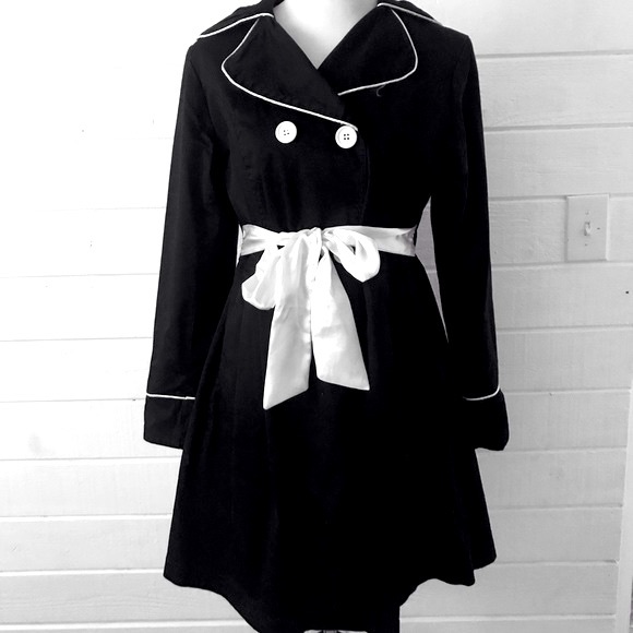 Vintage 60s Black Short Trench Coat Raincoat - Picture 2 of 10